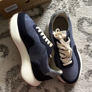 GOODNEWS KOOK Women's Sneakers